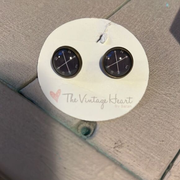 New Amethyst Purple + bronze Nautical Stud Eearrings - Picture 3 of 5